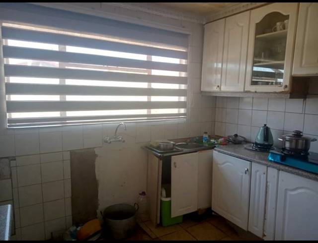 3 BEDROOM HOUSE FOR SALE IN PROTEA GLEN